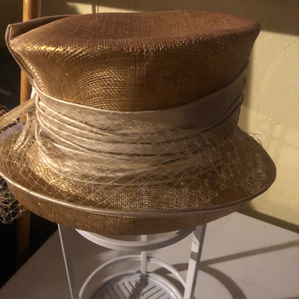 Hat - Picture 3 of 3